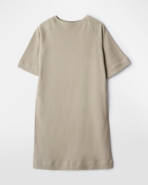 ひろそでニットワンピース/煎茶ベージュ | SHIMAKOROMO Lab.
