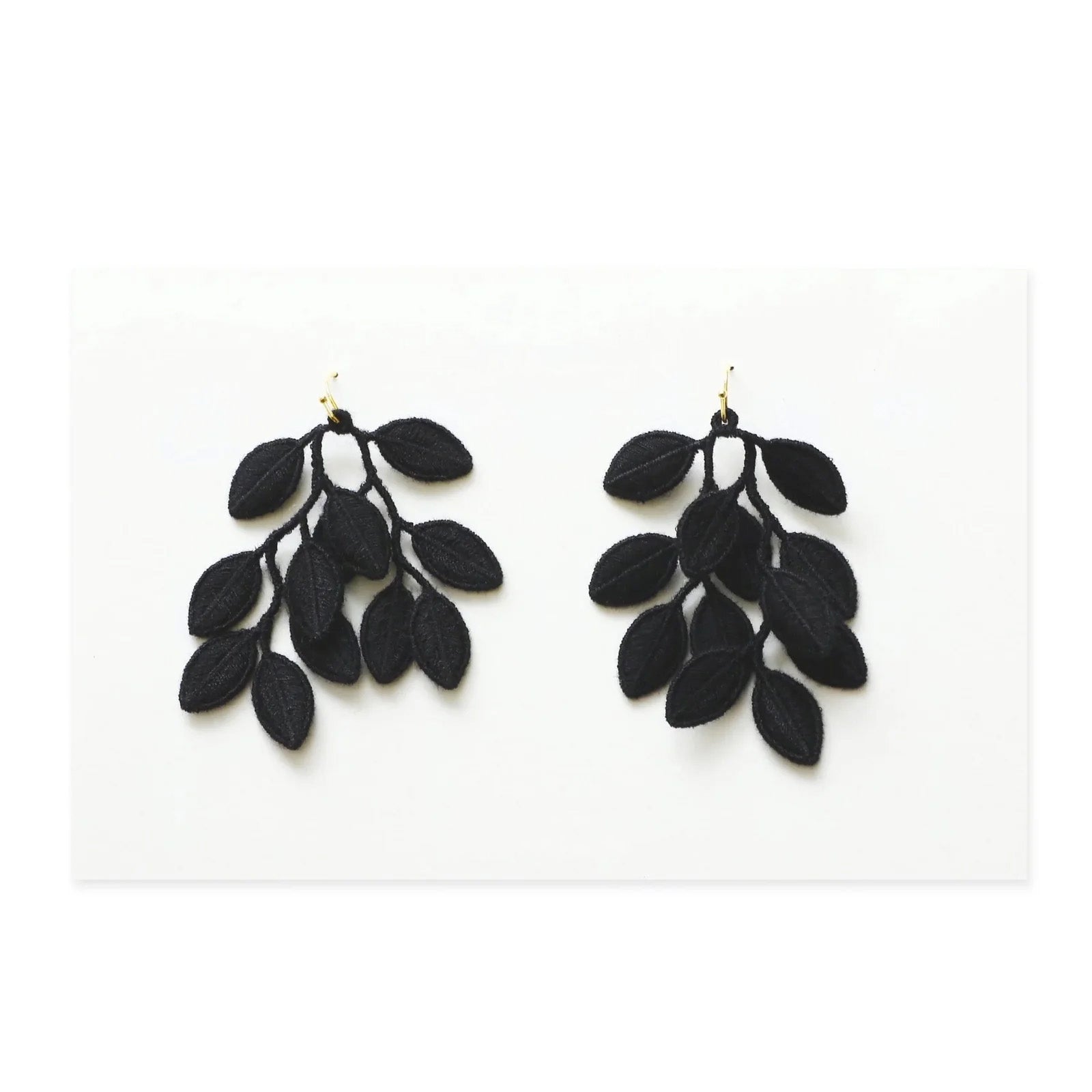 Banyan Thread Earrings