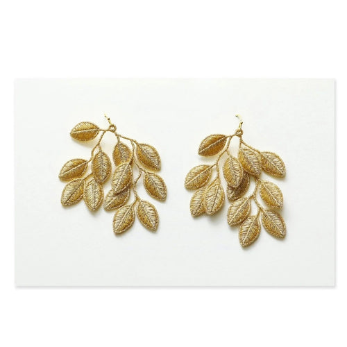 Banyan Thread Earrings (Metal Thread: Gold)