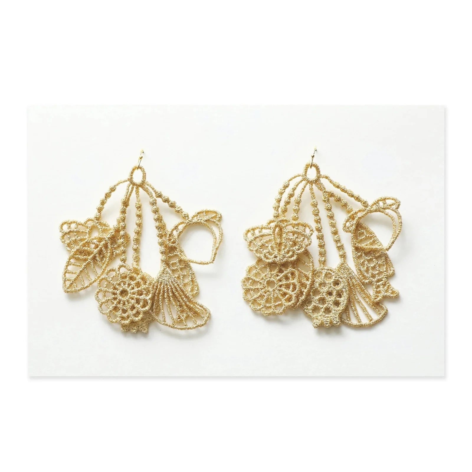 Tassel Ring Thread Earrings (Metal Thread: Gold)