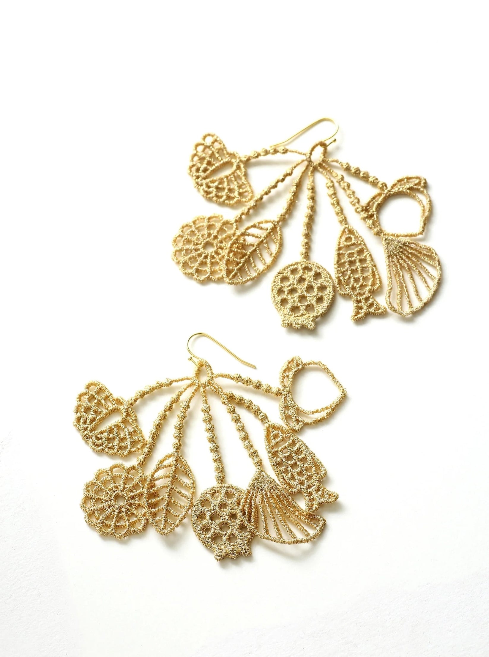 Tassel Ring Thread Earrings (Metal Thread: Gold)